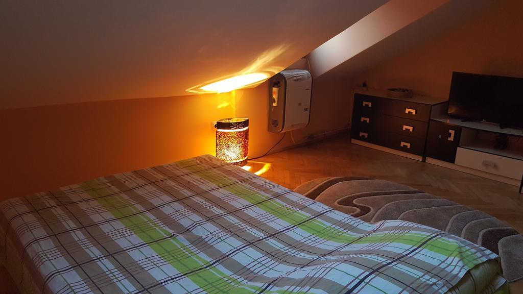 Apartment Piata Sfatului - *