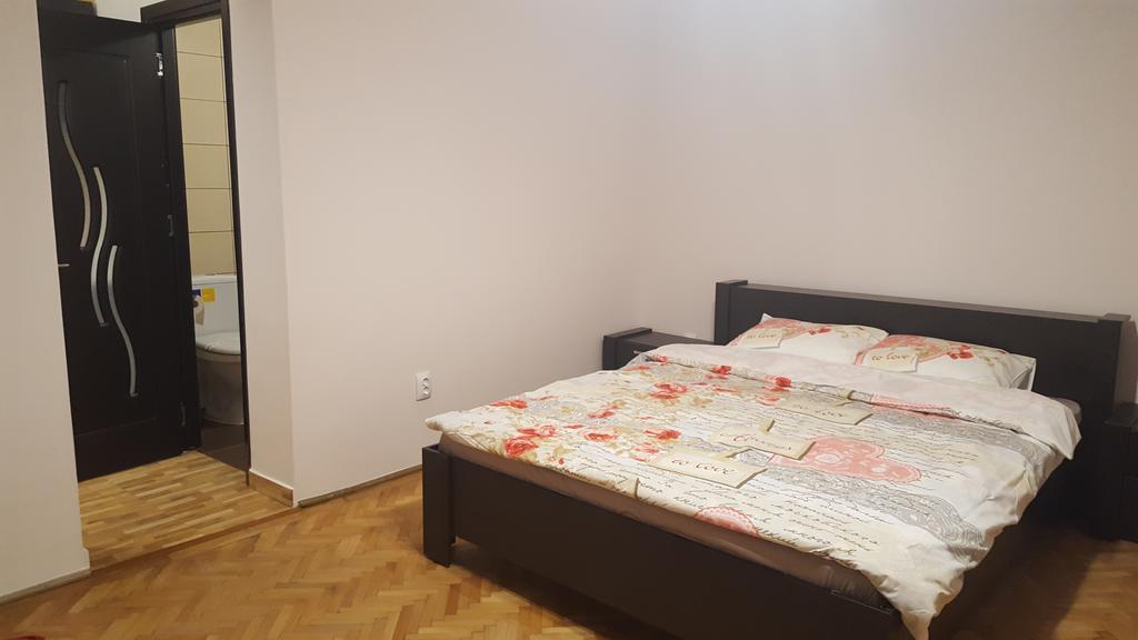 Piata Sfatului - Apartment *